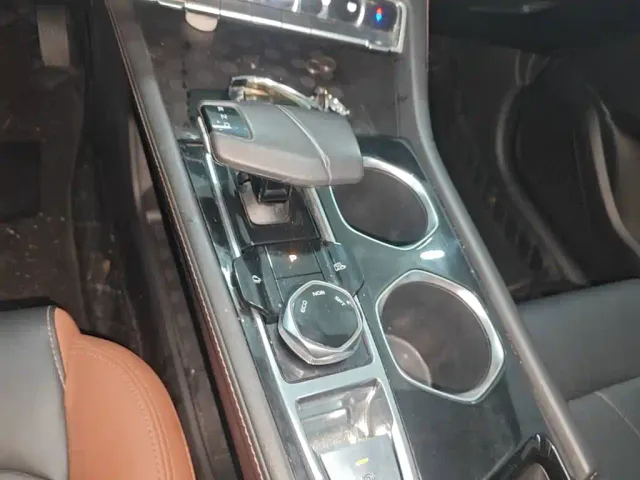 Changan Eado — Фото автомобиля 13