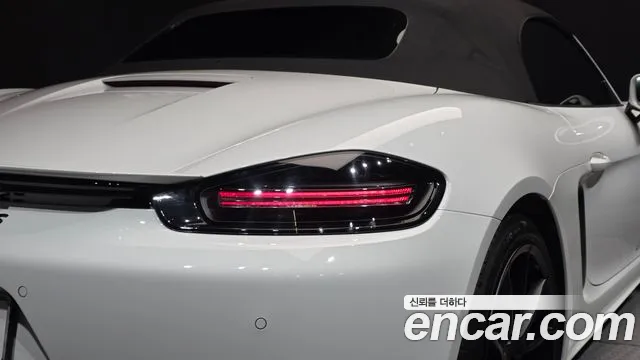 Porsche 718 — Фото автомобиля 8