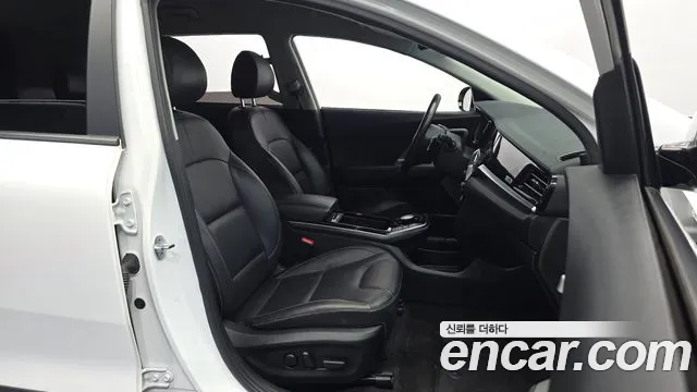 Kia Niro Niro Plus Earth — Фото автомобиля 26