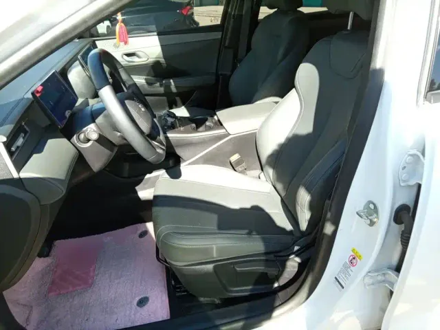 BYD Qin PLUS — Фото автомобиля 11