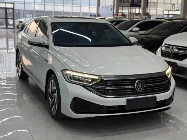 Volkswagen Sagitar — Фото автомобиля 3