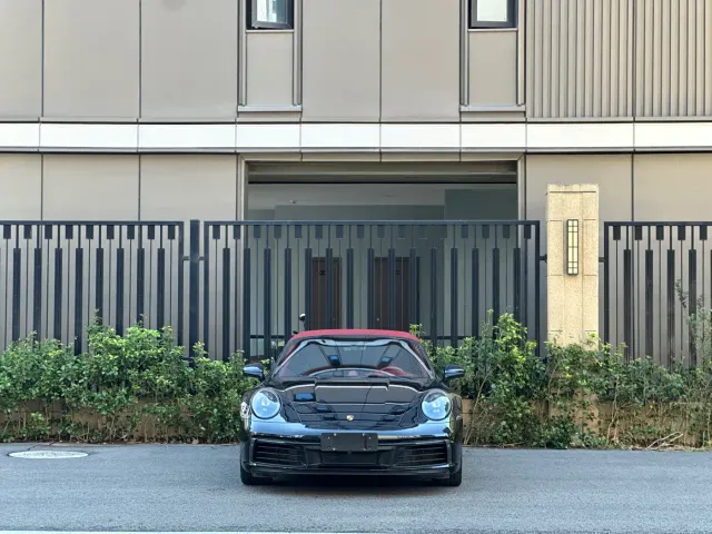Porsche 911 — Фото автомобиля 2