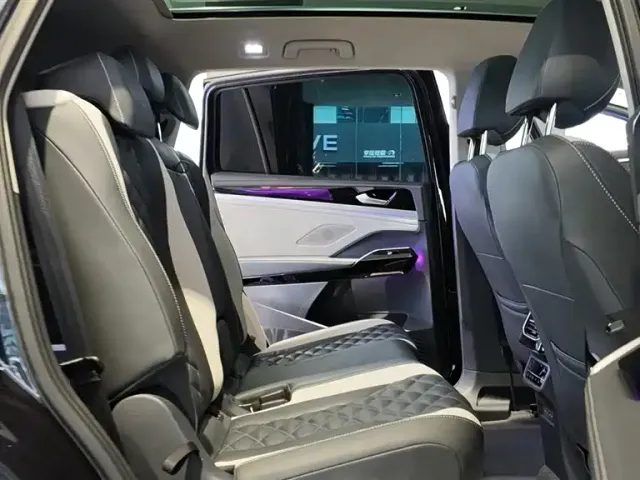 Volkswagen ID.6 Crozz — Фото автомобиля 11