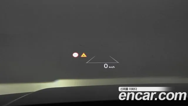 Hyundai Santafe Santa Fe (MX5) Бензин 2.5T 2WD — Фото автомобиля 16