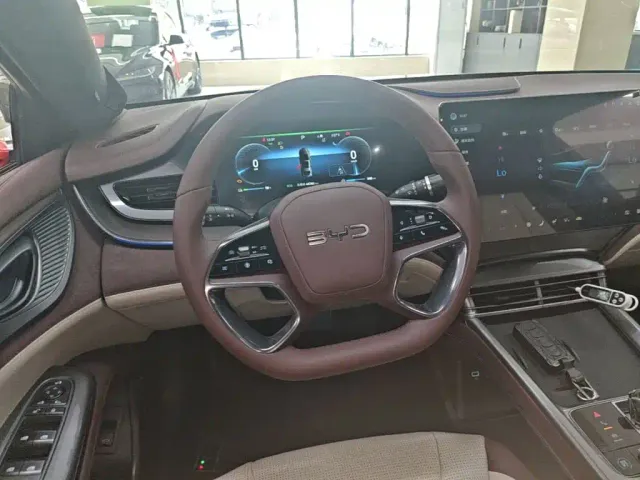 BYD Seal — Фото автомобиля 10