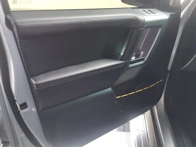 iCAR V23 — Фото автомобиля 7