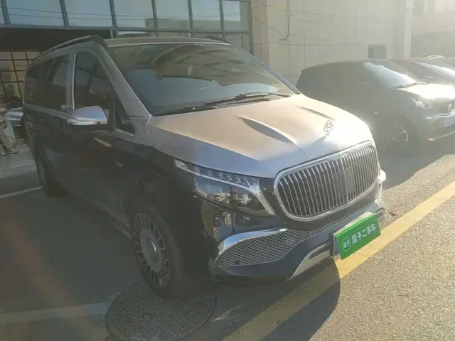 Mercedes-Benz V-Class — Фото автомобиля 3