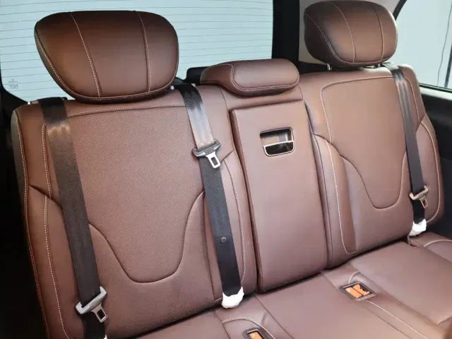 Mercedes-Benz V-Class — Фото автомобиля 24