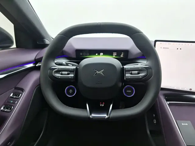 Xpeng P7 — Фото автомобиля 6
