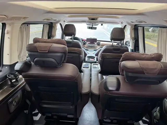 Mercedes-Benz V-Class — Фото автомобиля 7