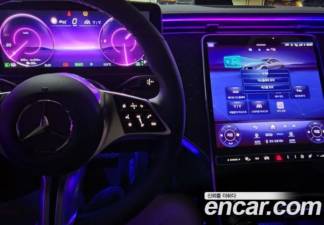 Mercedes-Benz EQE V295 — Фото автомобиля 9