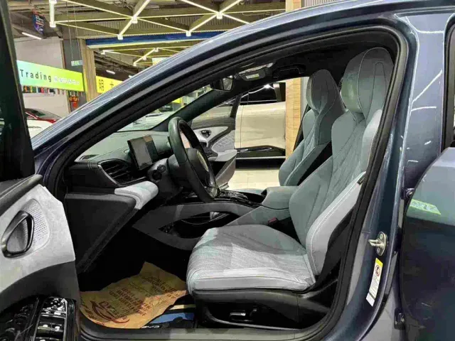 BYD Seal — Фото автомобиля 11