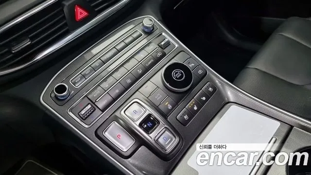 Hyundai Santafe Новый Santa Fe Дизель 2.2 2WD — Фото автомобиля 9