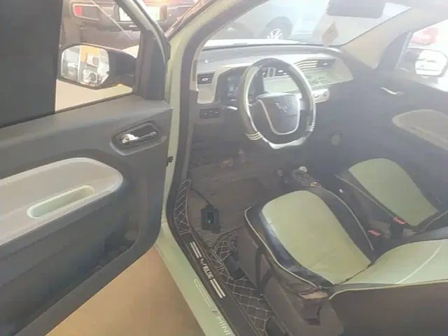 Wuling Hongguang Mini EV — Фото автомобиля 15