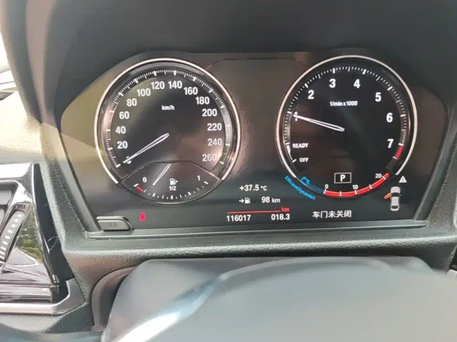 BMW 1 Series — Фото автомобиля 11