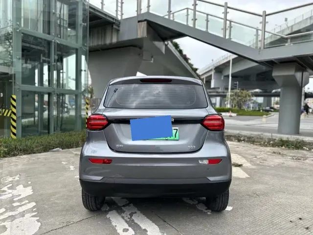 Leapmotor T03 — Фото автомобиля 8