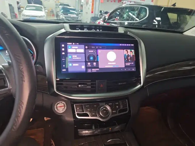 Haval H9 — Фото автомобиля 12