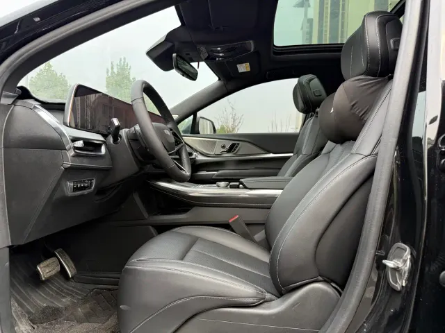 Cadillac XT5 — Фото автомобиля 5