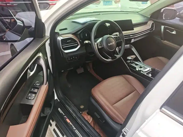 Kia Sportage — Фото автомобиля 11