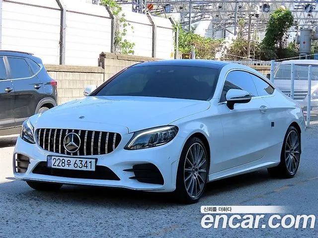Фотография автомобиля — Mercedes-Benz C-Class W205
