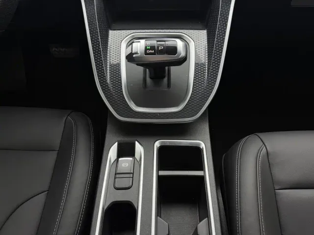 Haval M6 — Фото автомобиля 11