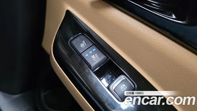 Kia Canival Carnival 4 поколение Бензин 9 мест Signature — Фото автомобиля 18