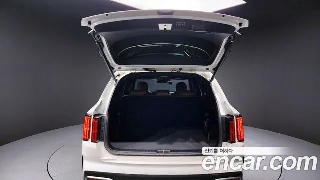 Kia Sorento Sorento 4-е поколение Бензин 2.5T 4WD — Фото автомобиля 20