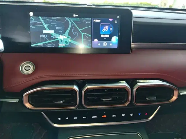 Jetour X70 Plus — Фото автомобиля 12