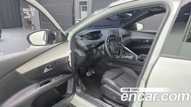 Peugeot 5008 — Фото автомобиля 10