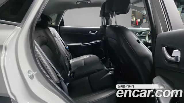 Hyundai Kona Новый Kona Бензин 2.0 2WD — Фото автомобиля 11