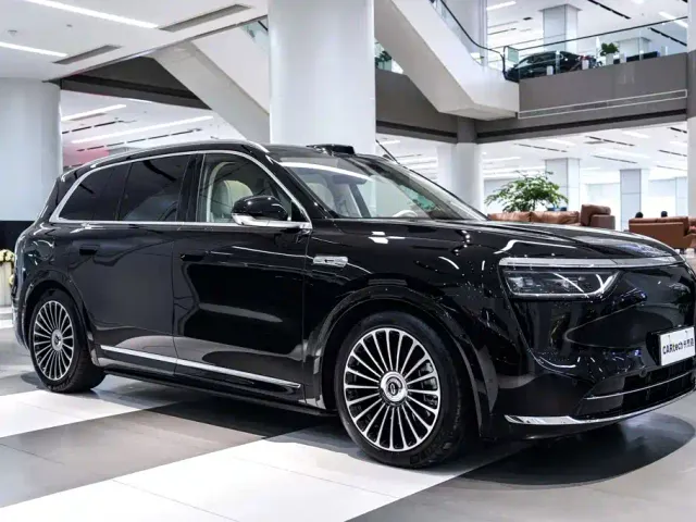 Aito M8 — Фото автомобиля 3