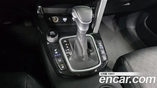 Kia Seltos — Фото автомобиля 12