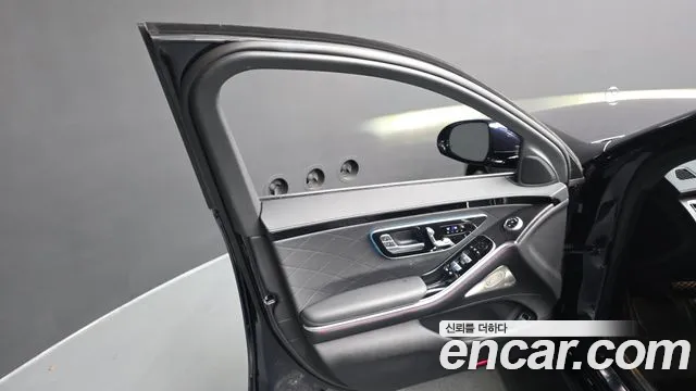 Mercedes-Benz S-Class S-класс W223 — Фото автомобиля 21