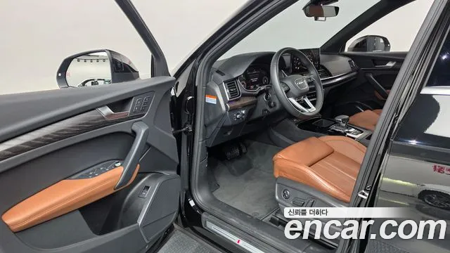Audi Q5 FY — Фото автомобиля 15