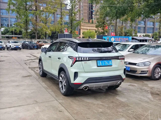 Lynk & Co 06 — Фото автомобиля 12
