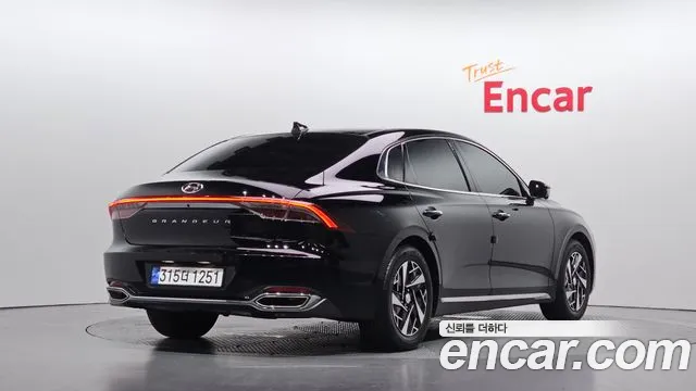 Hyundai Grandeur (New) Hybrid — Фото автомобиля 2