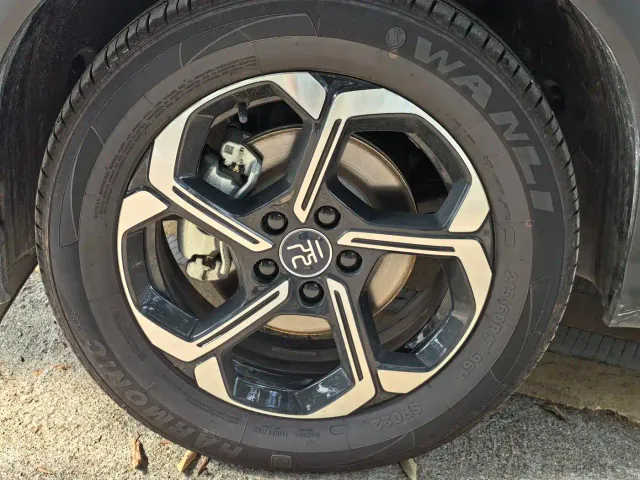 BYD Yuan PLUS — Фото автомобиля 4
