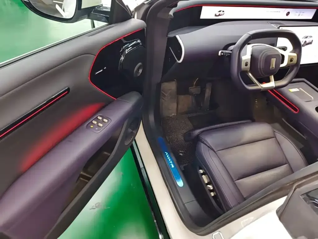 Avatr Avatr 07 2026 model Ultra EV AWD — Фото автомобиля 11