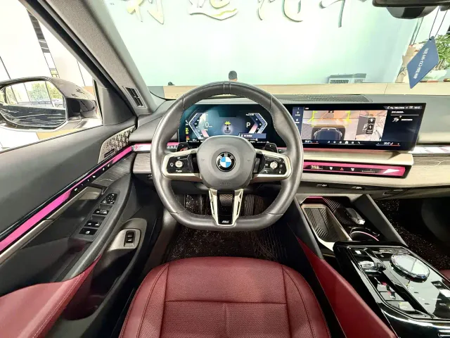 BMW 5 Series — Фото автомобиля 6