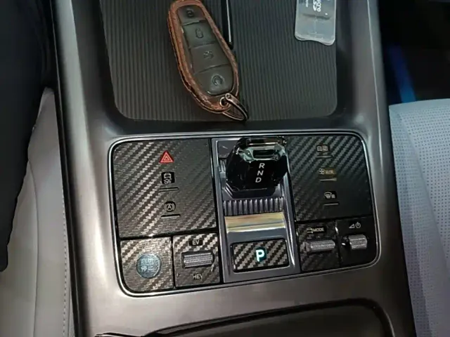 BYD Seal — Фото автомобиля 13