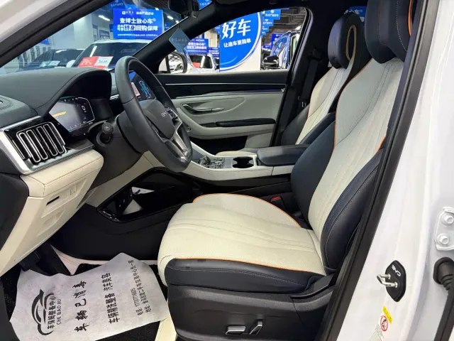 BYD Song PLUS — Фото автомобиля 3