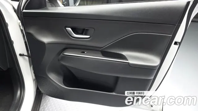 Hyundai Kona SX2 — Фото автомобиля 13