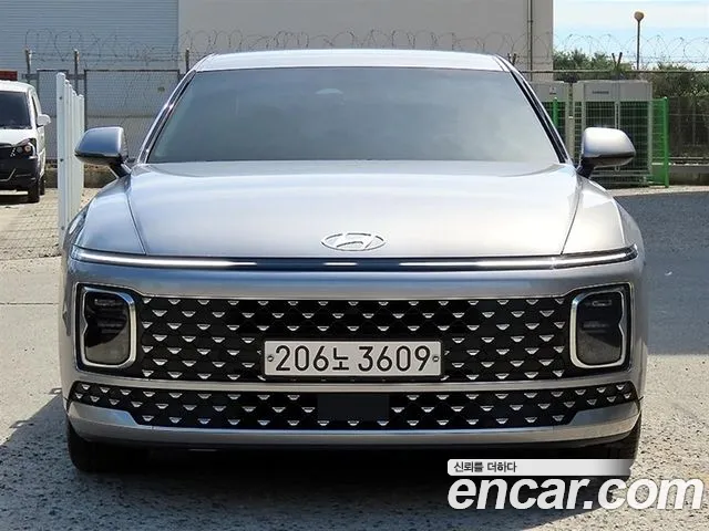 Hyundai Grandeur GN7 — Фото автомобиля 2