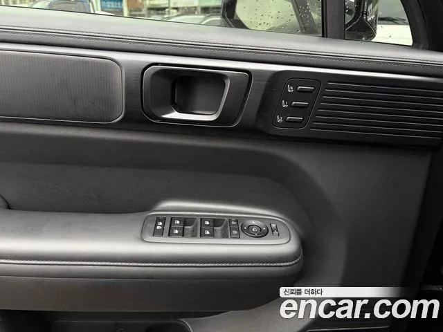 Hyundai Santa Fe MX5 — Фото автомобиля 10