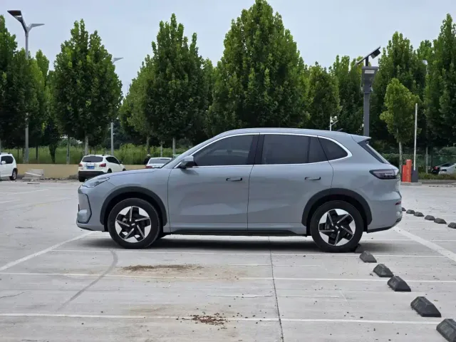 Geely Galaxy E5 — Фото автомобиля 9