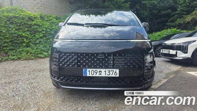 Hyundai Staria — Фото автомобиля 2