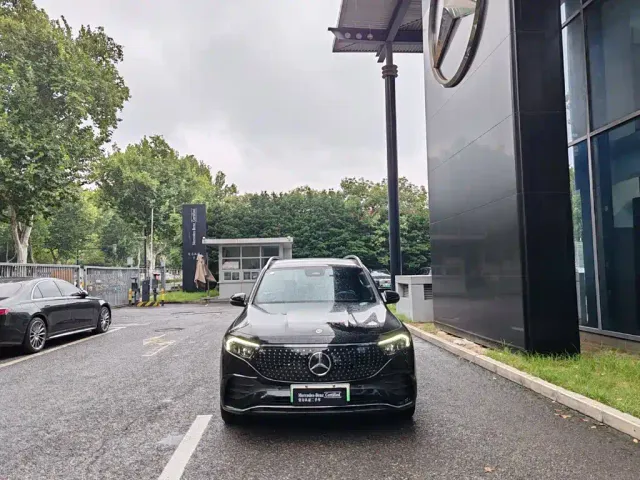 Mercedes-Benz EQB — Фото автомобиля 5