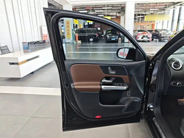 Mercedes-Benz GLB-Class — Фото автомобиля 6