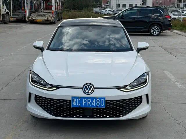 Volkswagen Lamando — Фото автомобиля 2