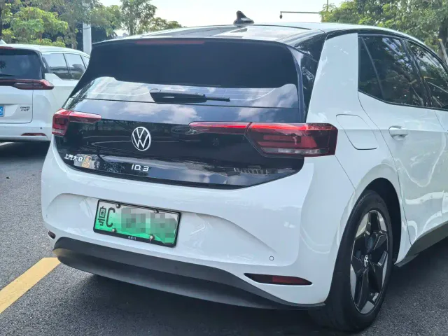 Volkswagen ID.3 — Фото автомобиля 7